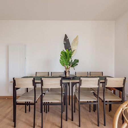 Апартаменты Luxe Flat For 7 - Fairytale Factory Бюсси-Сен-Жорж Экстерьер фото